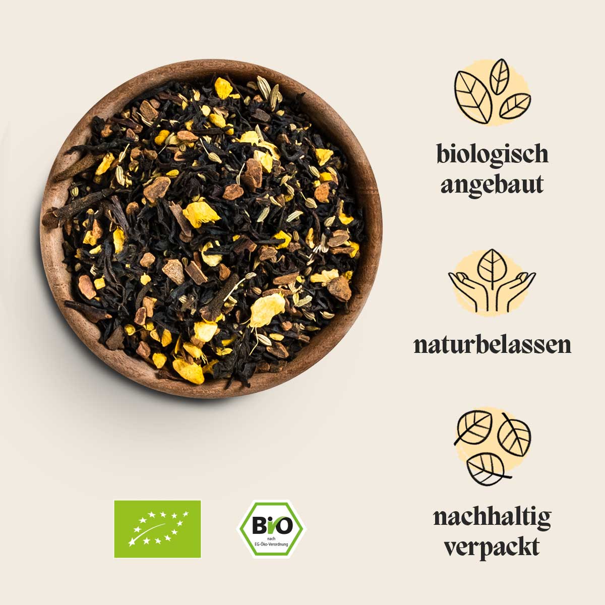 Auf diesem Bild wird die Teemischung des orientalischen Gewürztees mit verschiedenen Gewürzen dargestellt.