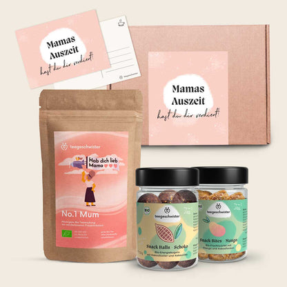 Auf diesem Bild sieht man die Mama Geschenkbox mit Bio Tee, Snacks und Geschenkkarte.
